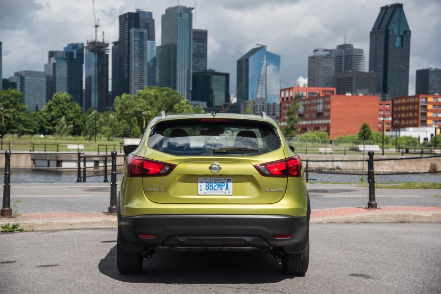  Nissan Qashqai 2017 года  (CA) (фото 6 из 20)